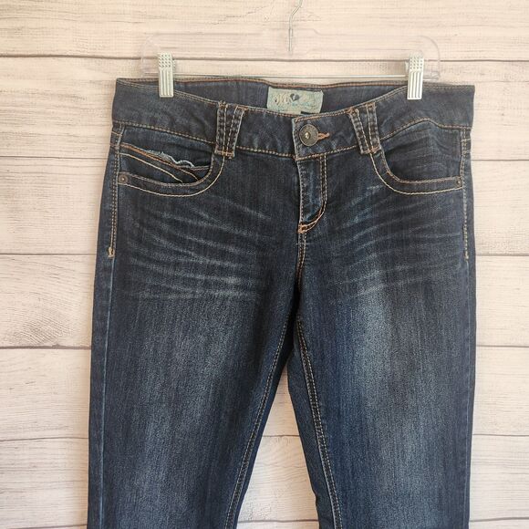 Jolt juniors size 11 dark wash bootcut denim jeans - Picture 2 of 11